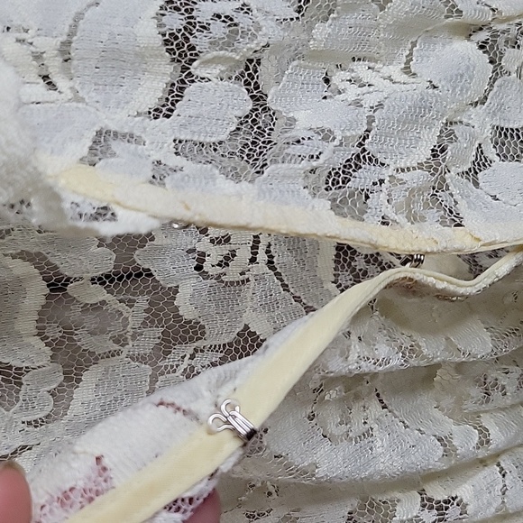 Nicole by Nicole Miller Floral Lace Cardigan - Picture 8 of 10